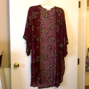 Altar’d State kimono top